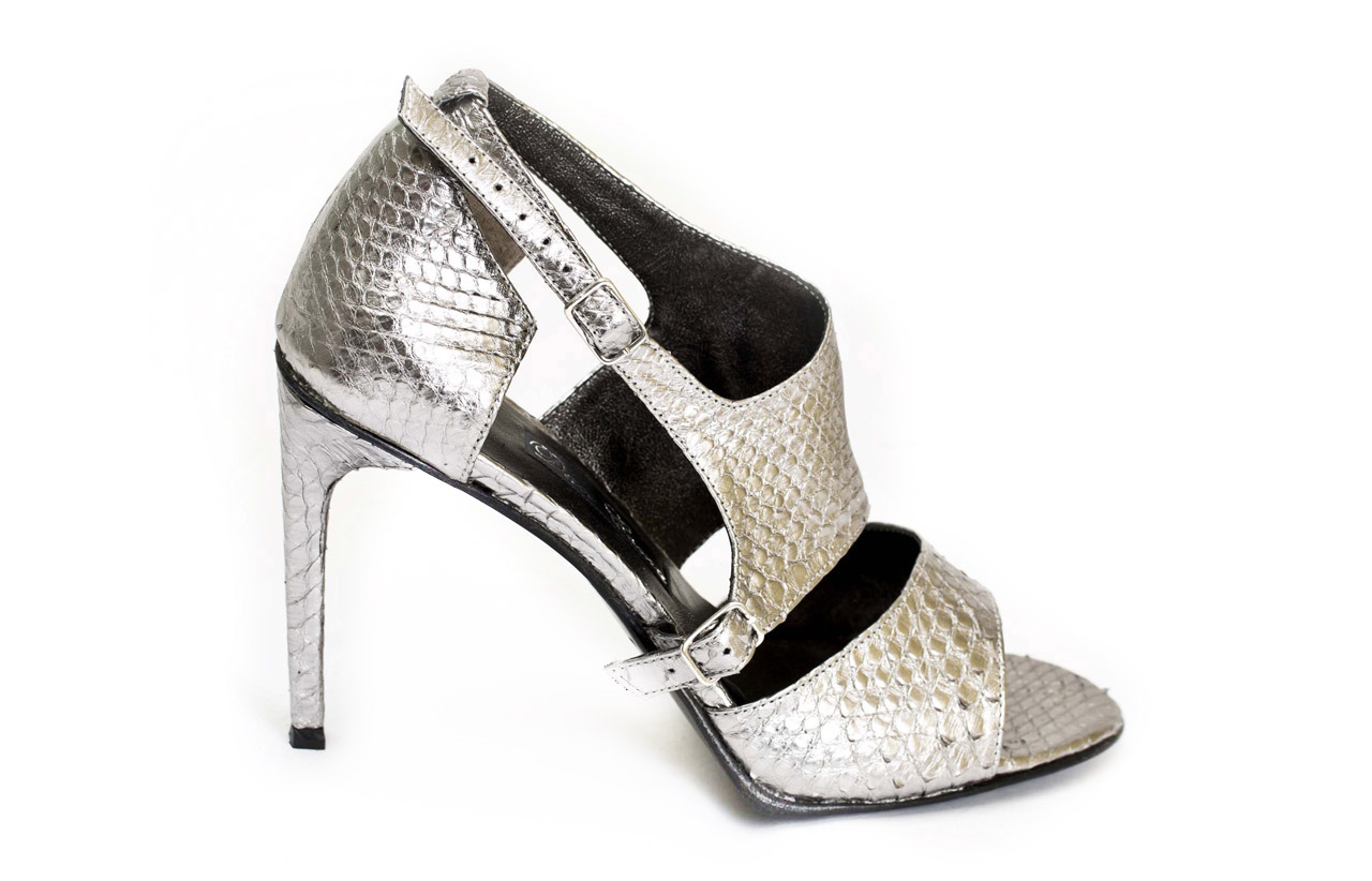 Heeled Sandals | Dacoma | Leather design by Dan Coma